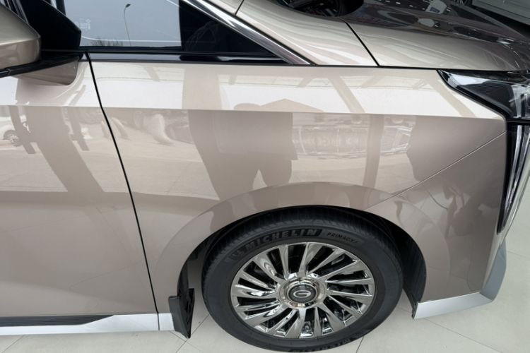 Used GAC Trumpchi M8 2023 Zongshi Series 400T Flagship Edition Exterior 5