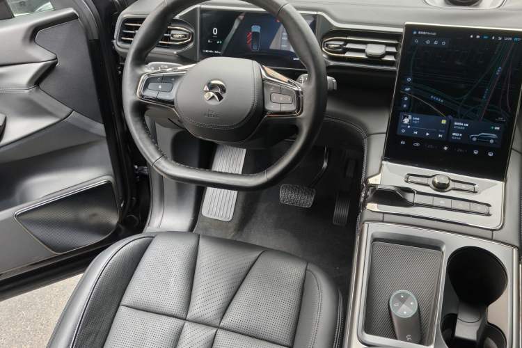 Used Nio ES8 2020 580 km Range Signature Edition Six-Seater Version
