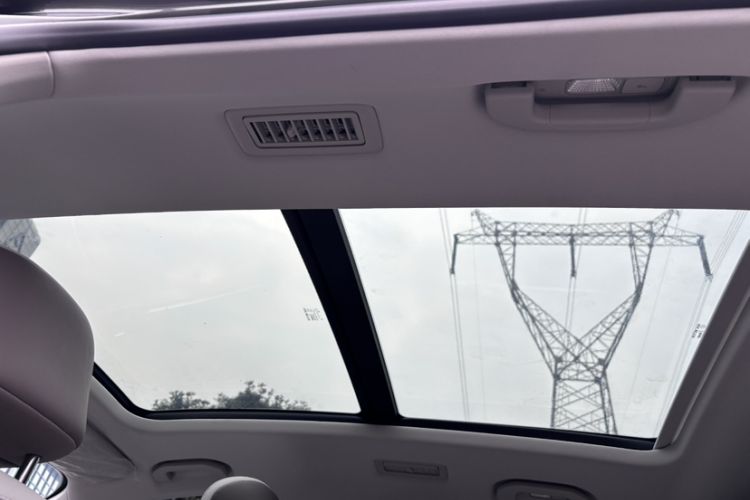 Used Roewe RX9 2023 2.0T Two-Wheel Drive Enjoyment Version