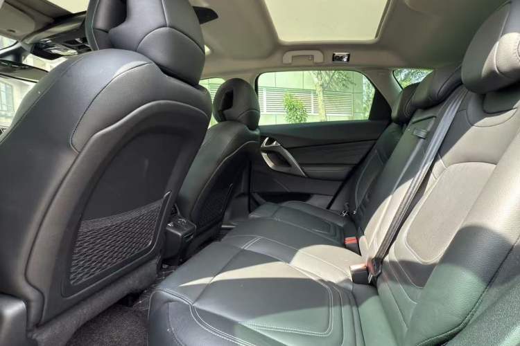 Used DS 5 2015 1.6T Elegant Edition THP160