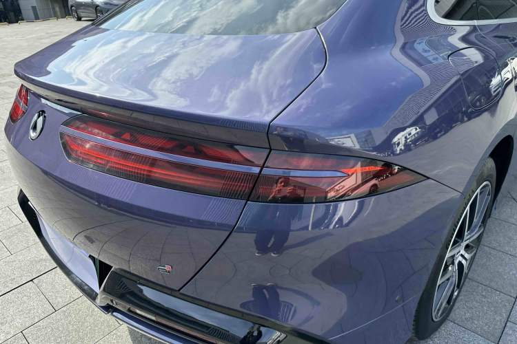 Used Denza Z9 2024 1100 km Four-Wheel Drive Max Version