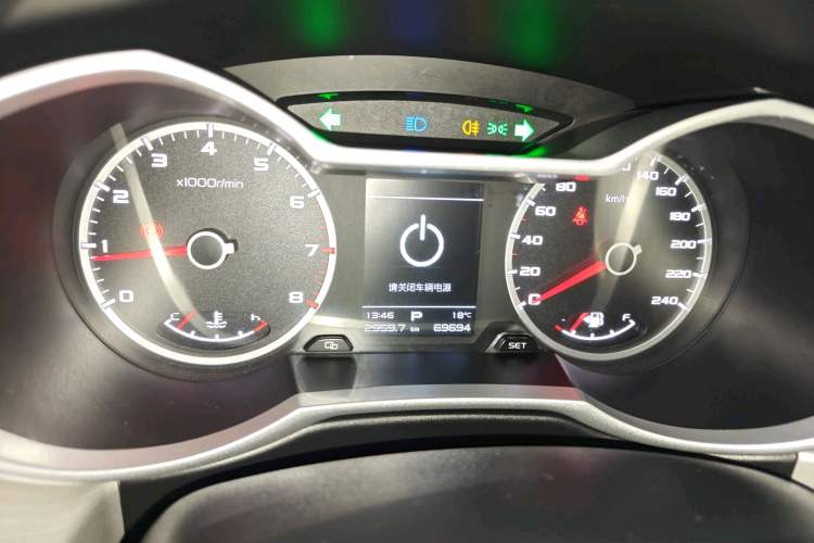 Used Geely Auto Emgrand X7 Sport 2018 1.8TD Automatic Two-Wheel Drive Zhiya Model