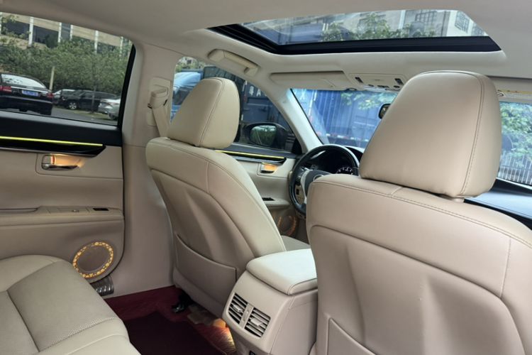 Used Lexus ES 2014 250 Elite Edition
