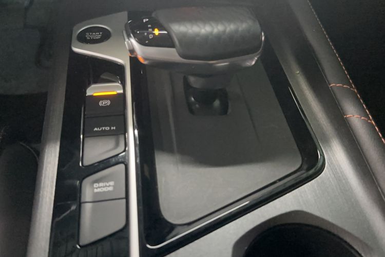 Used Oshan X7 PLUS 2022 1.5T Blue Whale Edition Automatic ZhiZun Model
