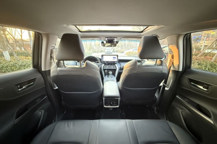 Used Toyota Venza 2023 2.0L CVT Two-Wheel Drive Prestige Version