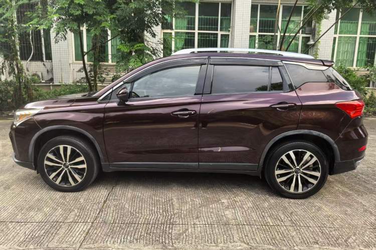 Used GAC Trumpchi GS4 2017 235T Automatic Two-Wheel Drive Luxury Smart Connectivity Version
