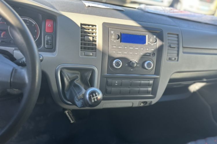 Used Foton Scenic G7 2017 2.0L Long-Wheelbase Commercial Van High Roof 2 Seats 4Q20M
