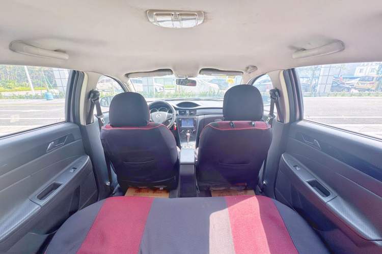 Used Dongfeng Aeolus H30 2014 CROSS 1.5L Automatic Luxury Model
