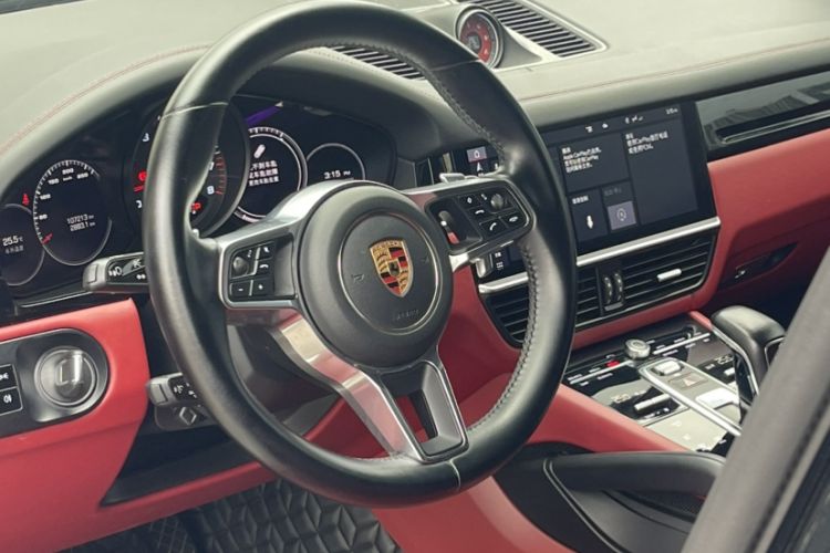 Used Porsche Cayenne 2019 Cayenne 3.0T Interior 4