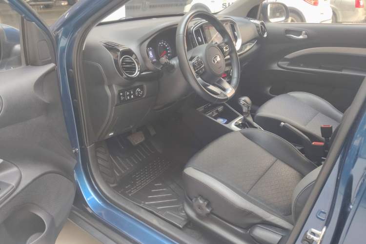 Used Kia kx1 Stonic 2019 1.4L Automatic Sport Edition China VI