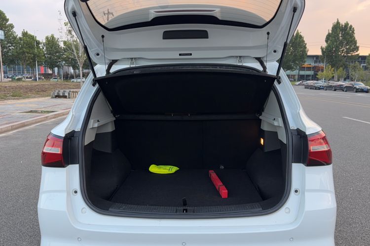 Used Roewe RX3 2020 1.6L CVT 4G Connected Ultra-Fun Elite Edition