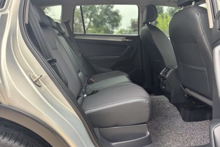 Used Volkswagen Tiguan L 2019 330TSI Automatic Two-Wheel Drive Luxury Edition China VI Standard