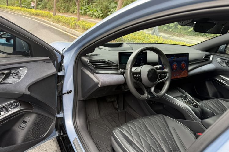 Used BYD Seal 2022 700 km Long-Range Rear-Wheel-Drive Version
