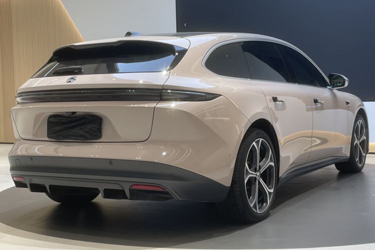 Used Nio ET5T 2023 75 kWh Touring