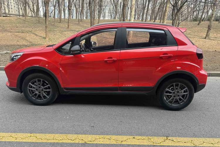 Used Geely Auto Vision X3 2021 PRO 1.5L CVT Deluxe Model
