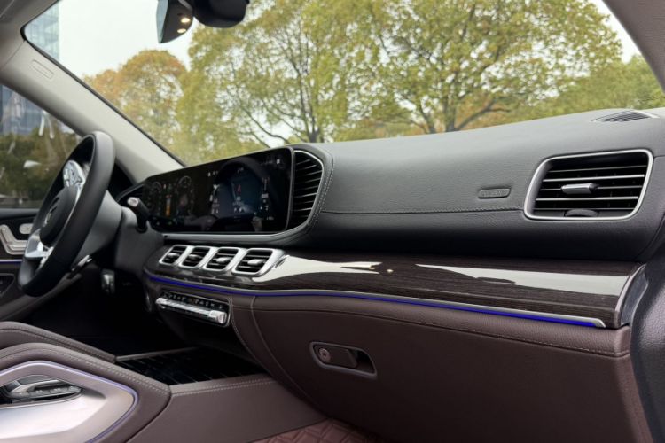 Used Mercedes-Benz GLS 2022 Second Facelift GLS 450 4MATIC Stylish Version
