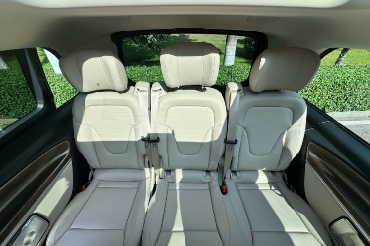 Used Mercedes-Benz V-Class 2022 V 260 Prestige Edition