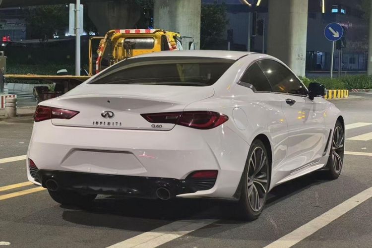 Used Infiniti Q60 2019 2.0T Luxury Edition
