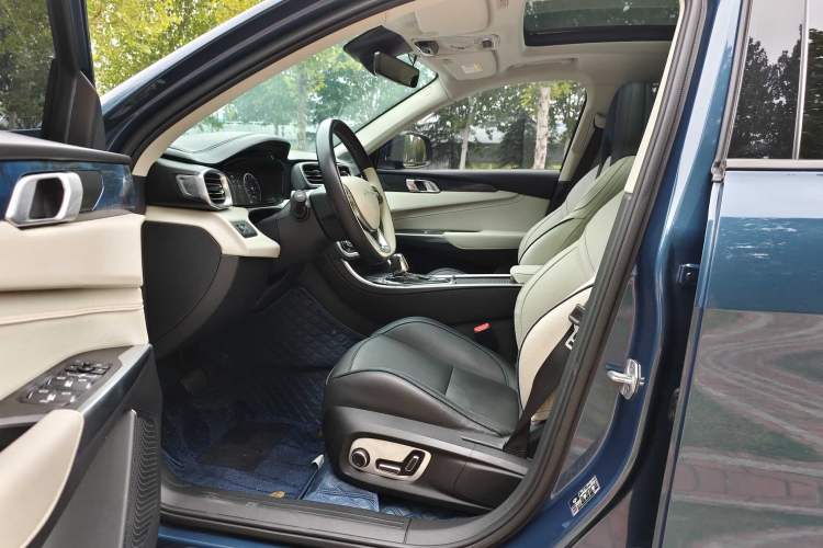 Used Lynk & Co 01 2017 2.0T Two-Wheel Drive Zhaopu Version