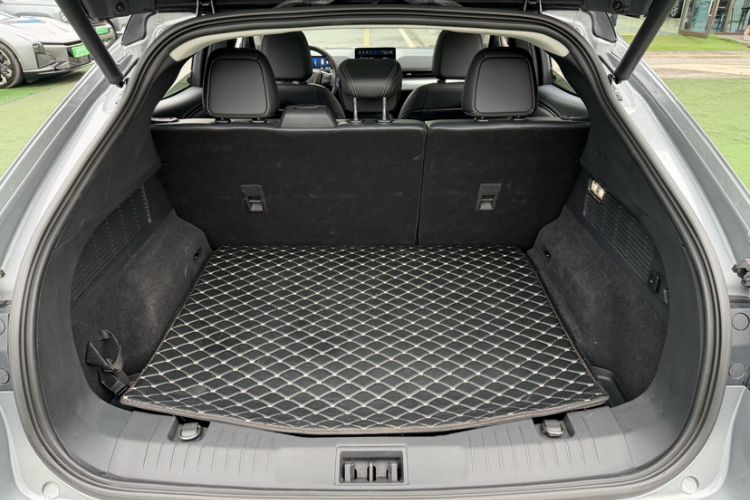 Used Ford Mustang Mach-E 2021 Leap Edition Rear-Drive Version (Standard Range)
