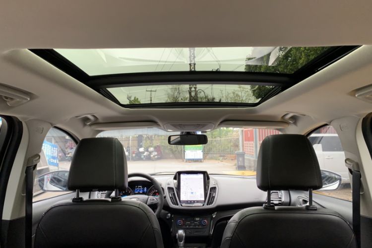 Used Ford Kuga 2019 EcoBoost 180 Two-Wheel-Drive Titanium Plus Model China VI Standard Headliner