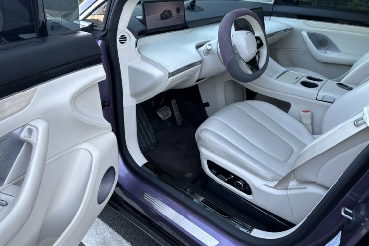 Used Hima Luxeed R7 2024 All-Electric 667 km Max