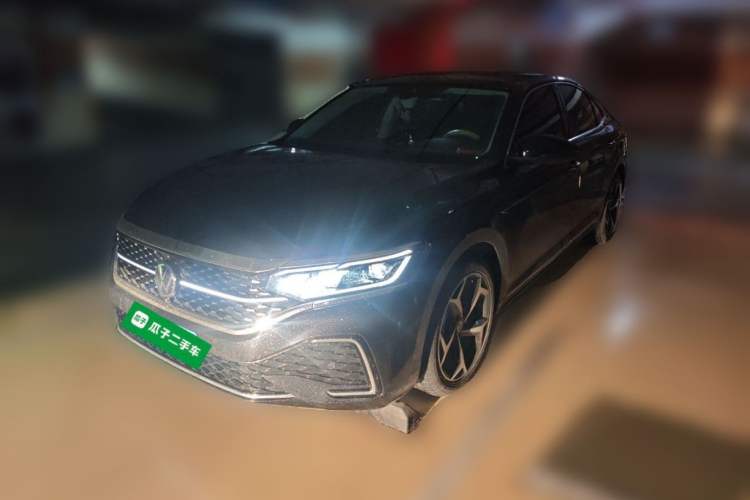 Used Volkswagen Passat 2024 380TSI Starry Luxury Edition