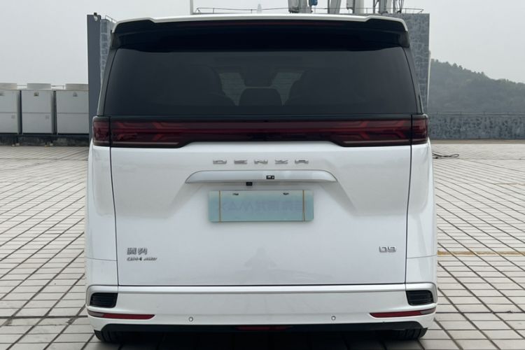 Used Denza D9 2022 DM-i 970 Four-Wheel Drive Flagship Model