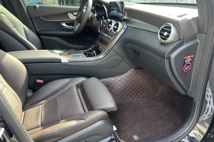 Used Mercedes-Benz GLC 2021 GLC 260 L 4MATIC Luxury Model
