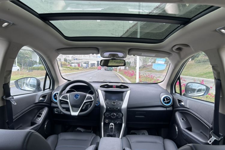 Used BYD Yuan New Energy 2018 EV360 Smart Connected Cool Model