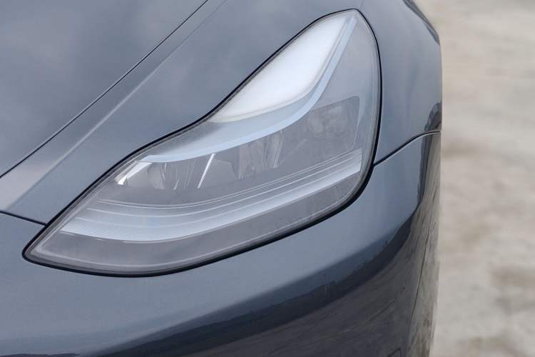 Used Tesla Model Y 2024 Long-Range All-Wheel-Drive Version
