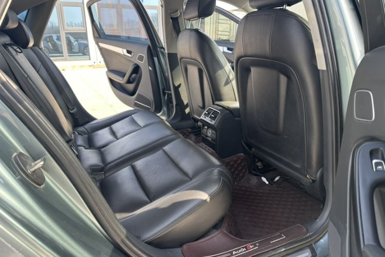 Used Audi A4L 2013 35 TFSI Automatic Standard Model
