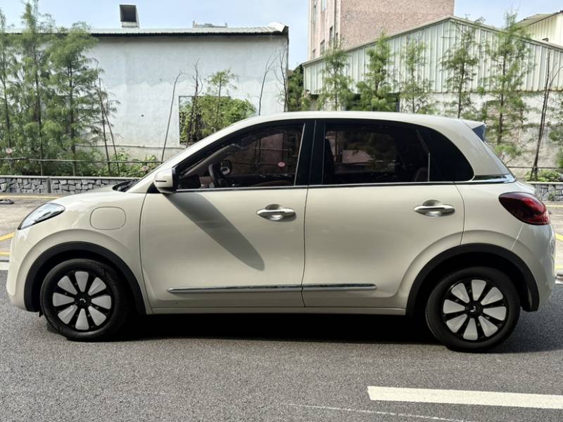 Used Wuling Bingo 2023 333 km Lingxi Connected+ Version — 28