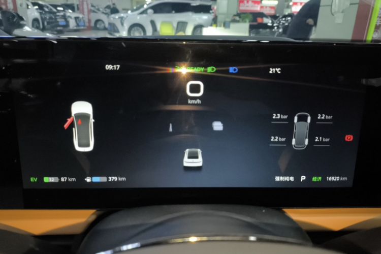 Used VOYAH PASSION 2024 PHEV Four-Wheel Drive Ultra-Long Range Flagship Model Odometer Close Up