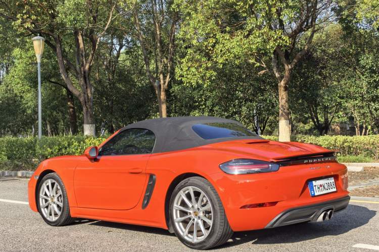 Used Porsche 718 2018 Boxster 2.0T
