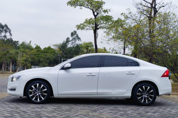 Used Volvo S60 2019 S60L Facelift T5 Intelligent Advanced Edition