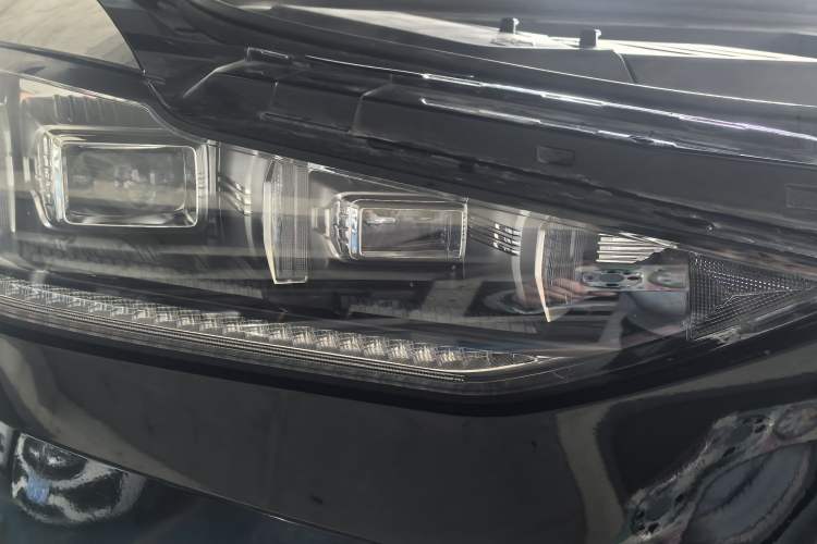 Used Wey VV6 2021 2.0T Two-Wheel Drive Smart Protection+ Exterior 7