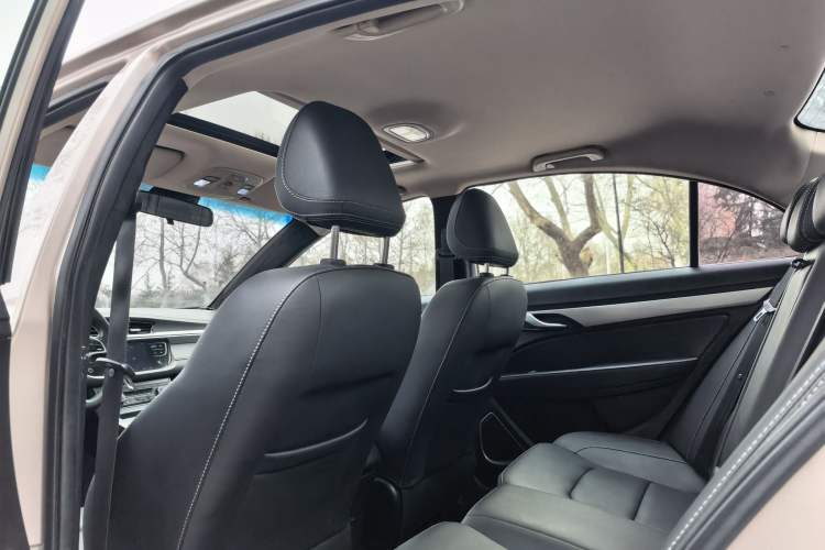 Used Geely Auto Emgrand 2018 1.5L Manual Upward Connect Edition