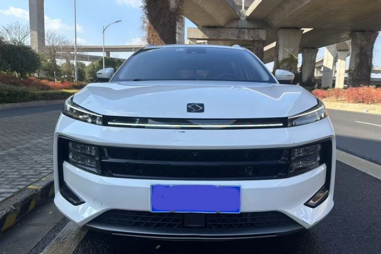 Used SOL QX 2021 300T DCT Deluxe Smart Connectivity Version