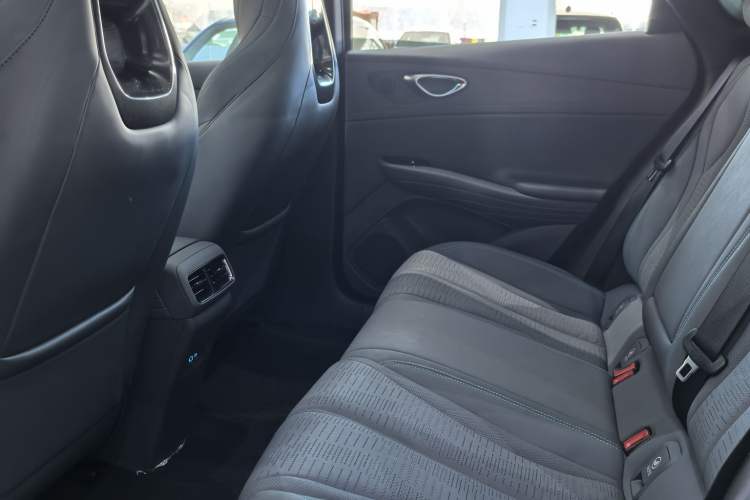 Used BYD Seal 06GT 2025 505 Wave Plus Edition