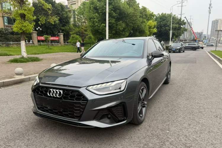 Used Audi A4L 2022 40 TFSI Luxury Dynamic Model