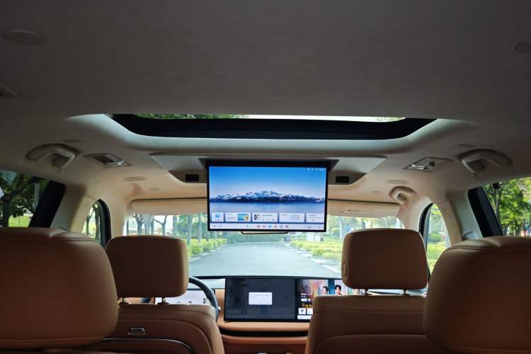 Used Wey Lanshan 2025 Four-Wheel Drive Ultra Headliner