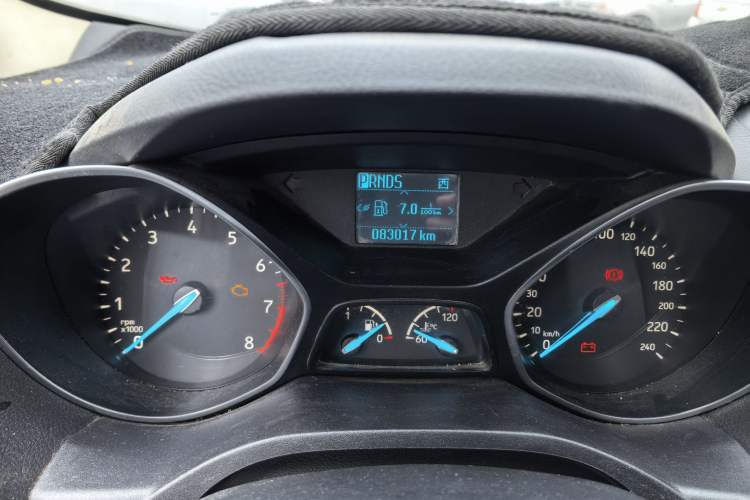 Used Ford Kuga 2017 EcoBoost 180 Two-Wheel-Drive Platinum Edition