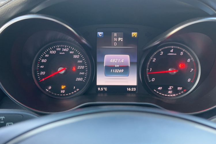 Used Mercedes-Benz GLC 2019 GLC 260 L 4MATIC Dynamic Model
