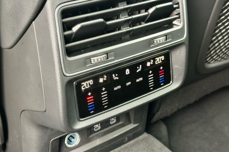 Used Audi Q8 2021 55 TFSI Luxury Dynamic Edition