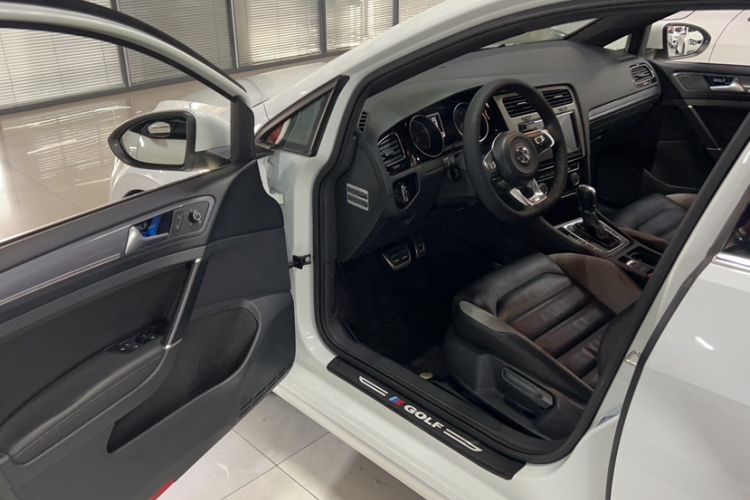 Used Volkswagen Golf 2017 280TSI Automatic R-Line Million-Vehicle Commemorative Edition