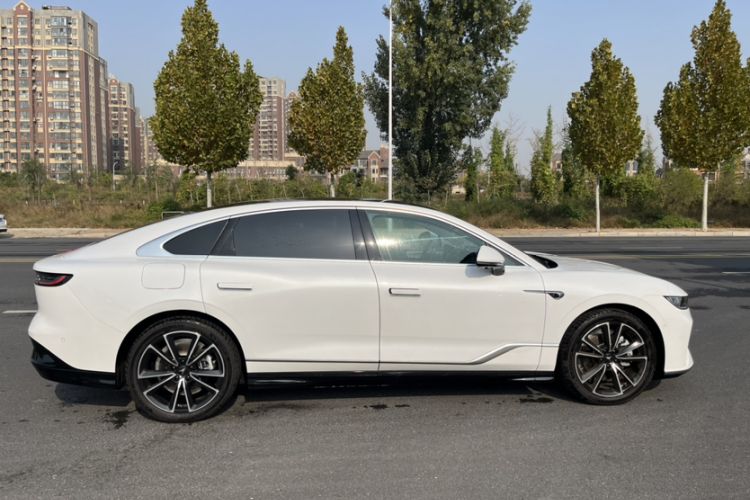 Used VOYAH PASSION 2024 PHEV Four-Wheel Drive Ultra-Long Range Flagship Model