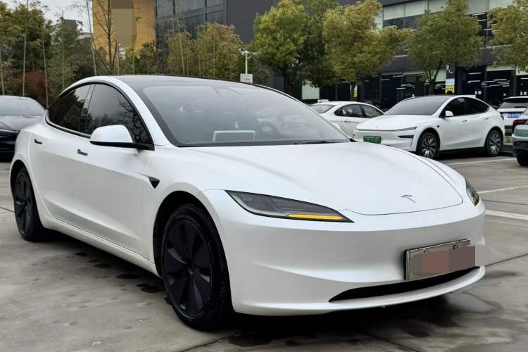 Used Tesla Model 3 2023 Rear-Wheel-Drive Version
