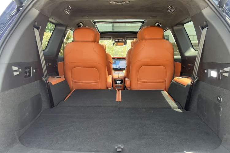 Used EXEED Lanyue C-DM 2025 180 Ultra-Long Range Ultra All-Wheel Drive 6-Seater
