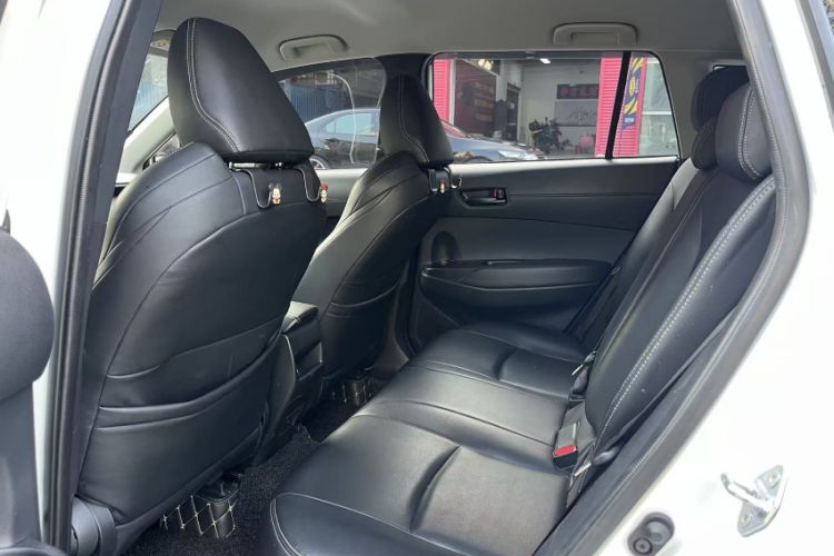 Used Toyota FRONTLANDER 2023 2.0L CVT Elite Edition Interior 4